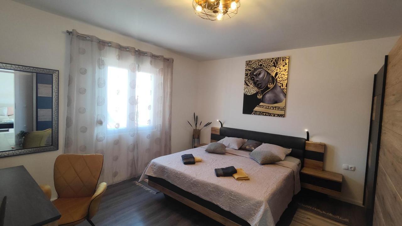 Gold And Silver Apartment Zadar Exterior foto